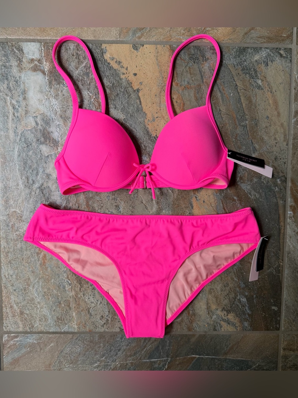 NWT Victoria's Secret Neon Pink Bikini Set Underwire Top 32C Medium M Bottom - Picture 9 of 9
